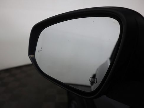 Used 2018 Toyota Highlander XLE image 38