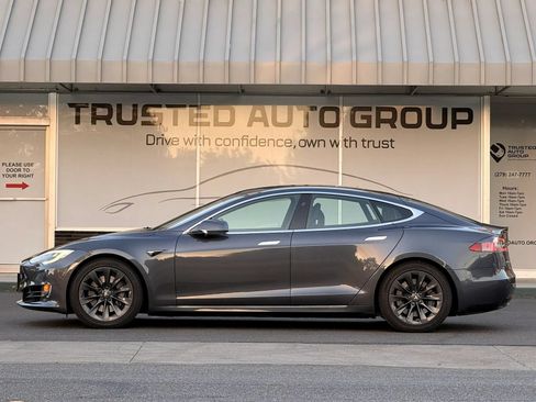 Used 2018 Tesla Model S 100D AWD/4WD image 5