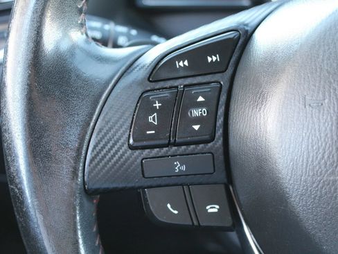 Used 2014 MAZDA MAZDA3 s Grand Touring w/ Technology Package FWD image 16