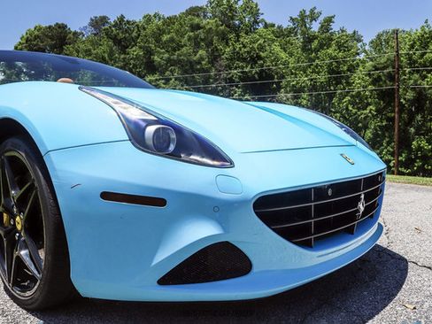 Used 2015 Ferrari California T RWD image 77