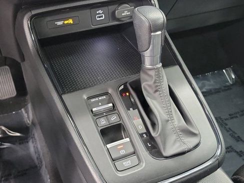 Used 2025 Honda CR-V LX image 31