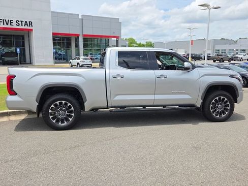 Used 2022 Toyota Tundra Limited AWD/4WD image 13
