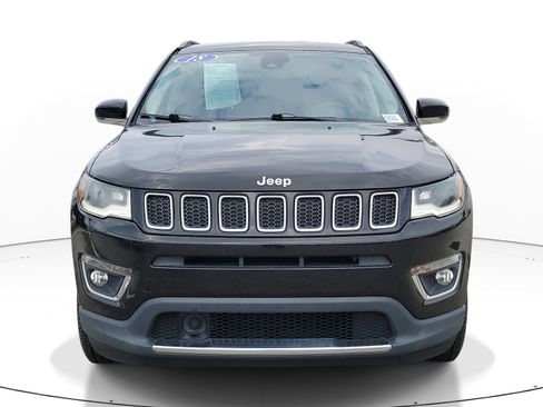 Used 2018 Jeep Compass Limited w/ Navigation Group image 2
