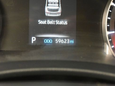 Used 2022 Toyota Highlander L AWD/4WD image 26