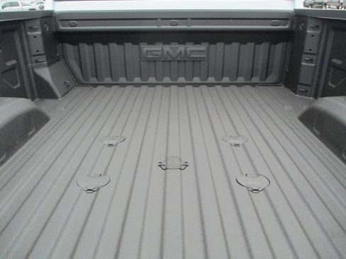 New 2026 GMC Sierra 2500 Denali w/ Denali Reserve Package AWD/4WD image 6