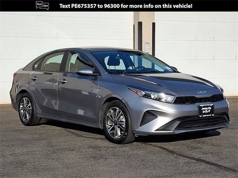 Certified 2023 Kia Forte LXS image 1
