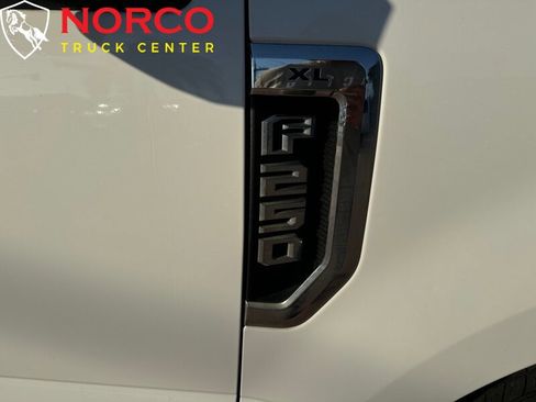 Used 2019 Ford F250 XL w/ Power Equipment Group image 16