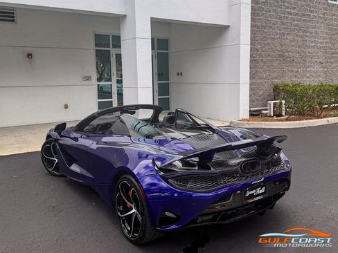 Used 2025 McLaren 750S Spider image 43