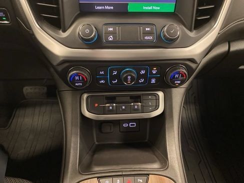Used 2023 GMC Acadia SLE w/ Driver Convenience Package AWD/4WD image 12
