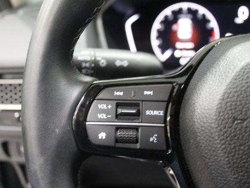 Certified 2022 Honda Civic EX image 24