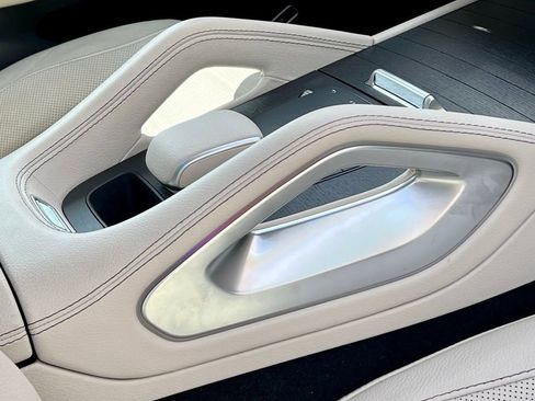 Used 2022 Mercedes-Benz GLE 450 4MATIC image 13