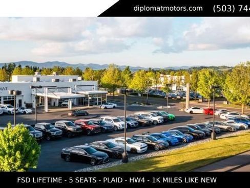Used 2025 Tesla Model S Plaid AWD/4WD image 3
