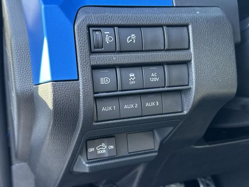 New 2025 Toyota Tacoma TRD Sport w/ TRD Sport Upgrade Package image 15