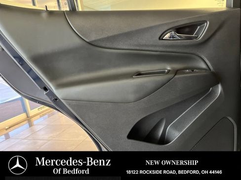 Used 2020 Chevrolet Equinox LT AWD/4WD image 16
