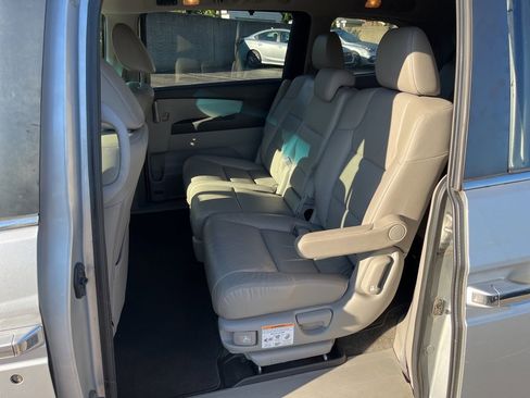 Used 2011 Honda Odyssey EX-L image 10