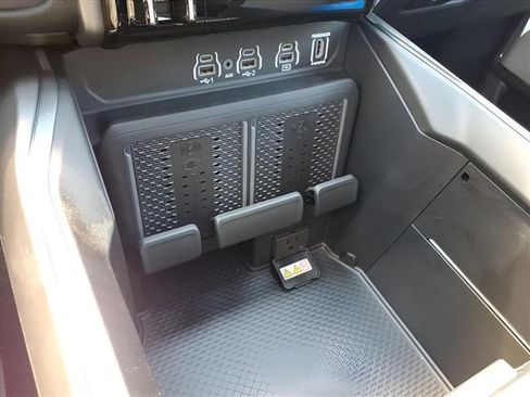 New 2026 RAM 1500 Laramie w/ Night Edition image 16