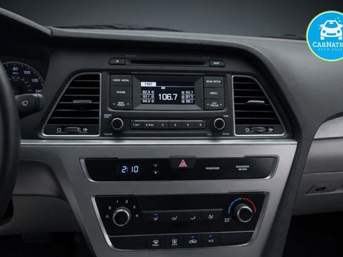 Used 2017 Hyundai Sonata SE FWD image 7