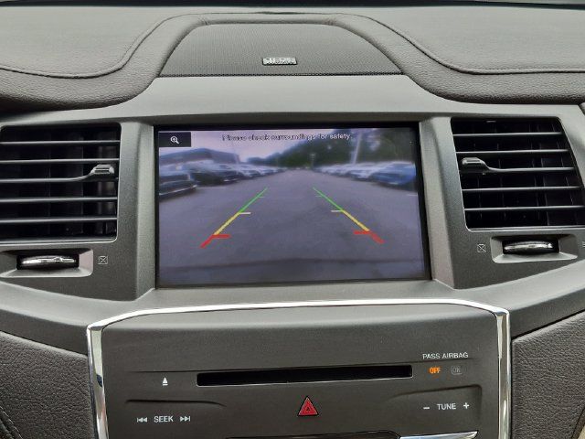 Used 2013 Lincoln MKS FWD image 18
