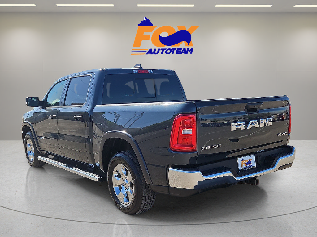 Used 2025 RAM 1500 Big Horn AWD/4WD image 3