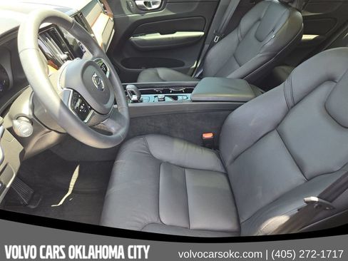 Certified 2024 Volvo XC60 B5 Plus AWD/4WD image 11