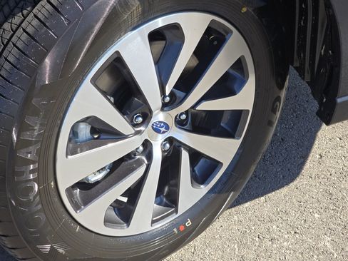 New 2025 Subaru Outback Premium image 13