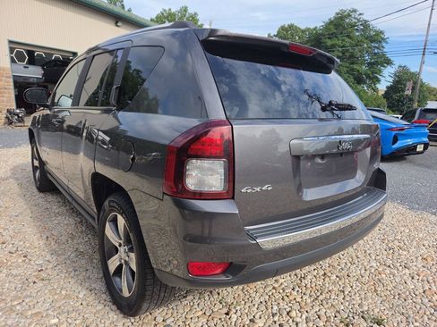 Used 2017 Jeep Compass High Altitude AWD/4WD image 4