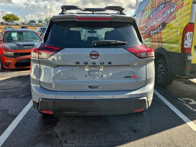 Used 2026 Nissan Rogue SV AWD/4WD image 9
