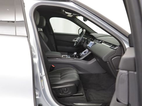 Used 2023 Land Rover Range Rover Velar R-Dynamic S image 19