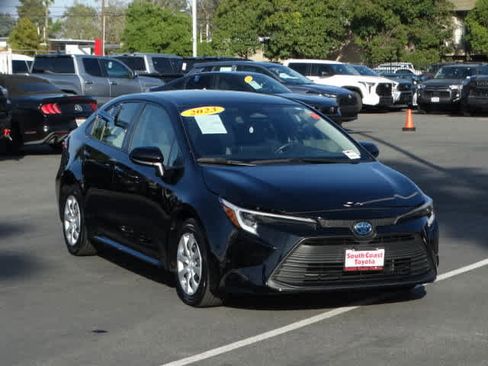 Used 2023 Toyota Corolla LE w/ Carpet Mat Package (TMS) image 2