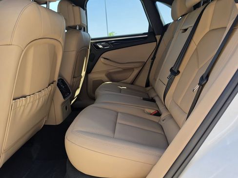 New 2026 Porsche Macan AWD/4WD image 18