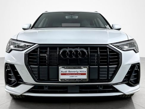 New 2025 Audi Q3 2.0T Premium image 8