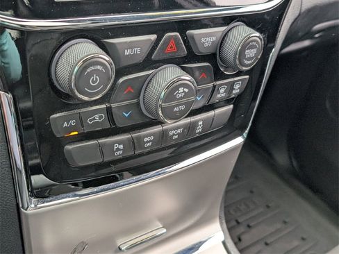 Used 2021 Jeep Grand Cherokee Trailhawk image 27