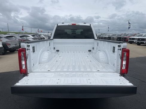Used 2024 Ford F250 XLT image 34
