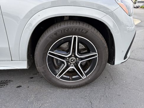 Certified 2025 Mercedes-Benz GLE 450 4MATIC image 12
