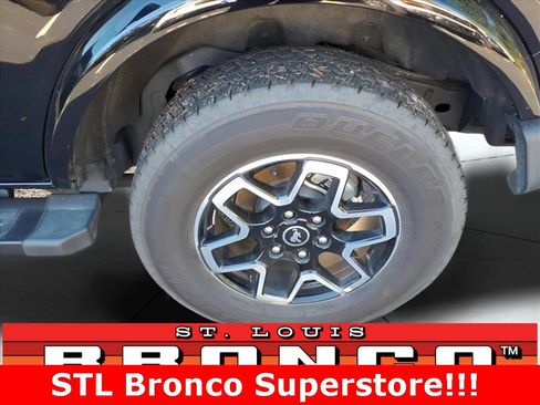 Used 2024 Ford Bronco Outer Banks image 20