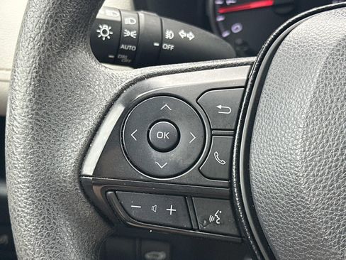 Used 2019 Toyota RAV4 XLE w/ Convenience Package image 23