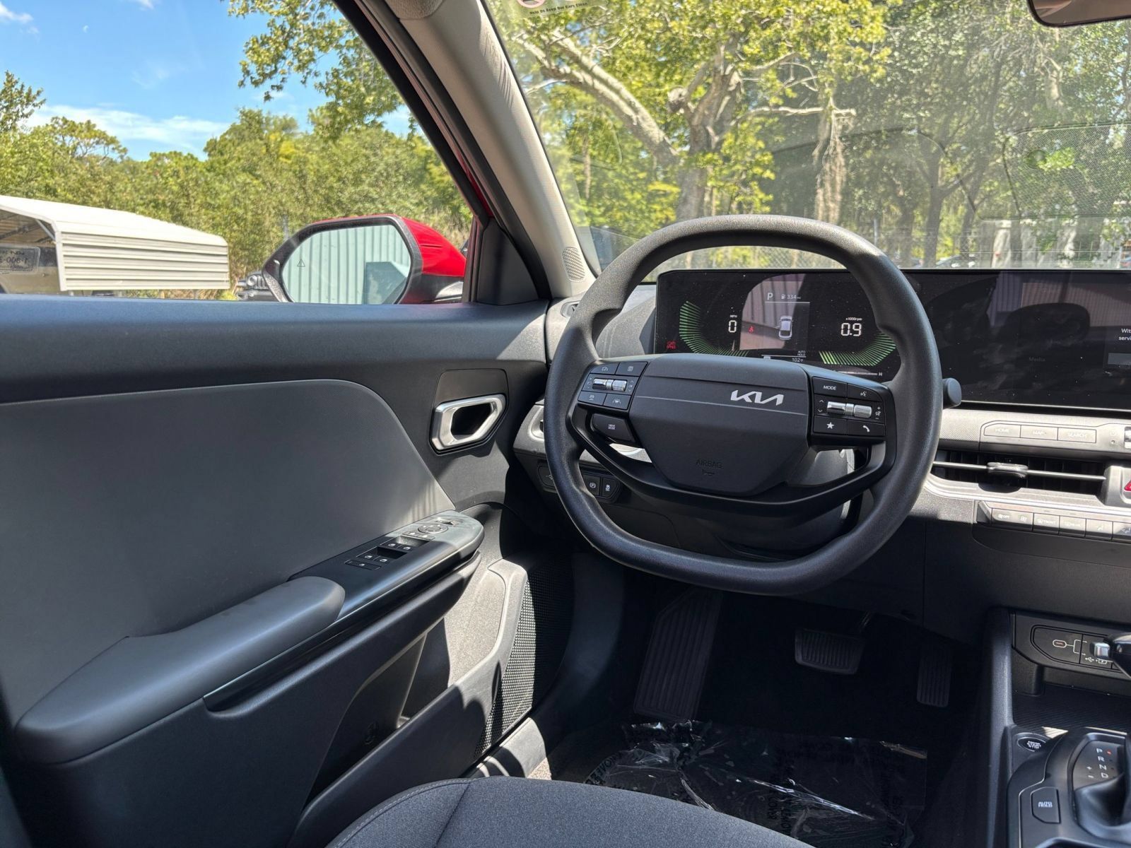 Used 2025 Kia K4 FWD image 31