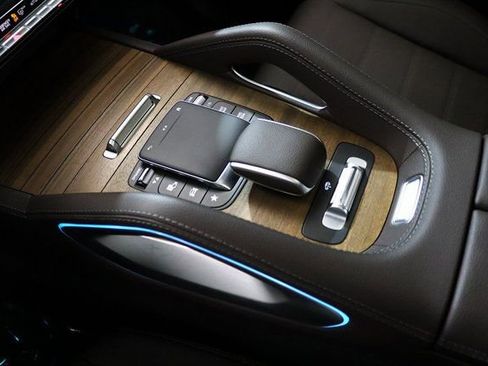 Used 2022 Mercedes-Benz GLS 580 GLS 580 image 30