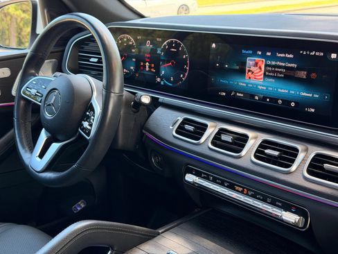 Used 2020 Mercedes-Benz GLE 350 4MATIC image 22