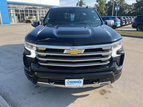 New 2026 Chevrolet Silverado 1500 High Country AWD/4WD image 13