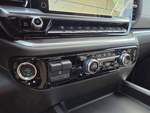 New 2026 GMC Sierra 2500 SLT w/ SLT Premium Package image 19