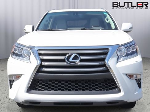 Used 2018 Lexus GX 460 Premium image 2