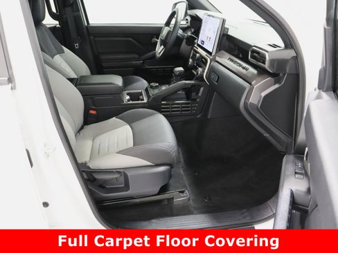 Used 2024 Toyota Tacoma TRD Sport image 35