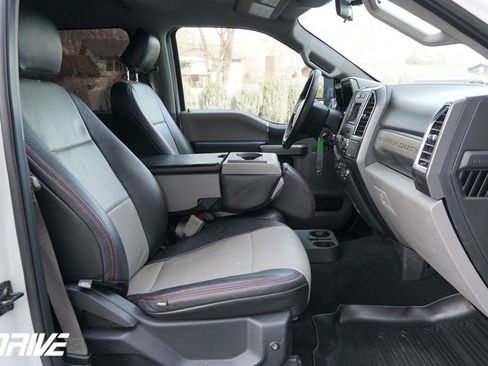 Used 2018 Ford F250 XLT AWD/4WD image 40