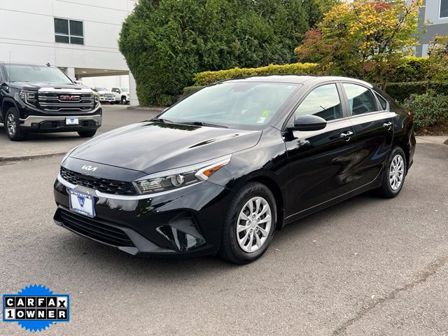Used 2023 Kia Forte LX FWD image 3