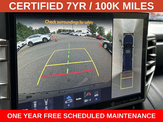 Used 2023 Toyota Sequoia Platinum AWD/4WD image 21