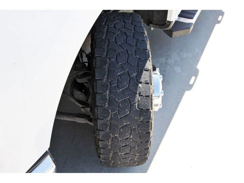 Used 2025 Ford F350 Lariat AWD/4WD image 29
