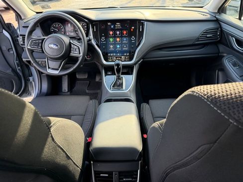 Used 2025 Subaru Outback Premium image 21