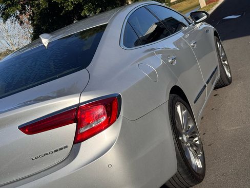 Used 2018 Buick LaCrosse Essence w/ Dynamic Drive Package image 27