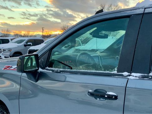 Used 2020 Chevrolet Silverado 1500 LT Trail Boss image 14